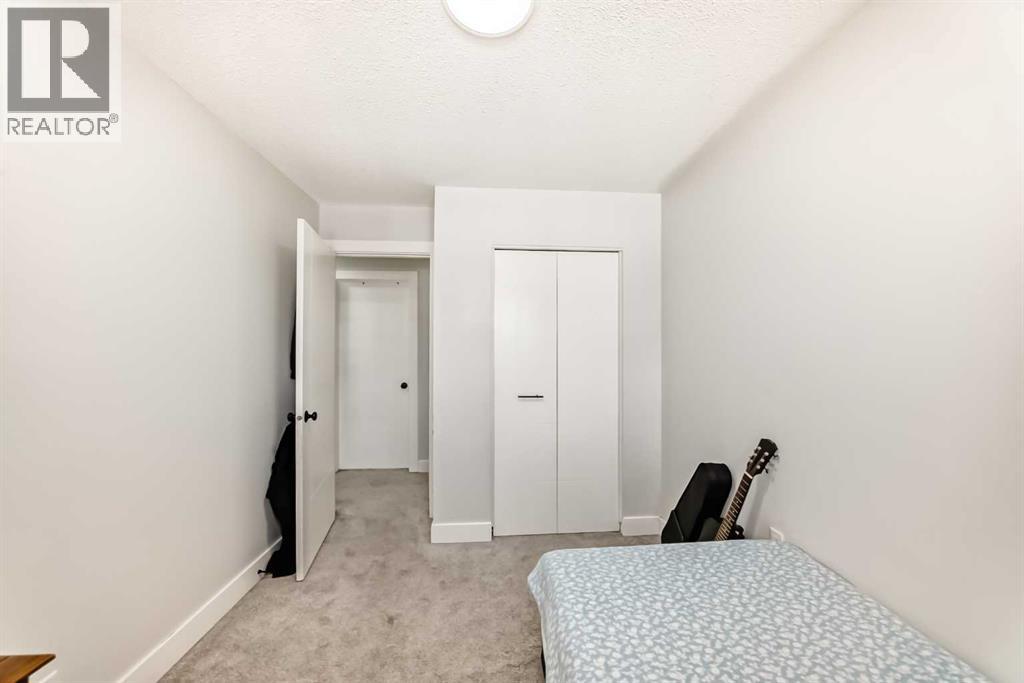 204 Whiteview Close Ne Property Photo 17