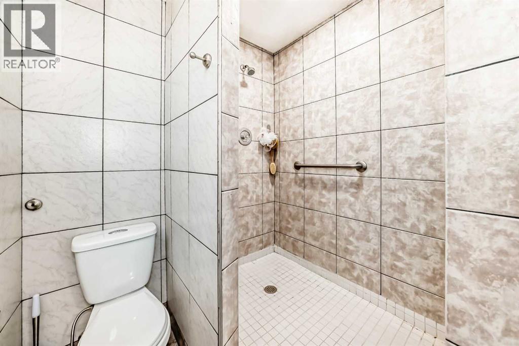 204 Whiteview Close Ne Property Photo 20