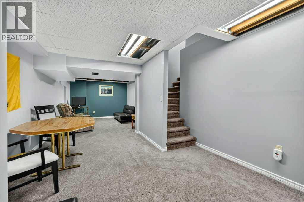 83 Millrise Crescent Sw Property Photo 33