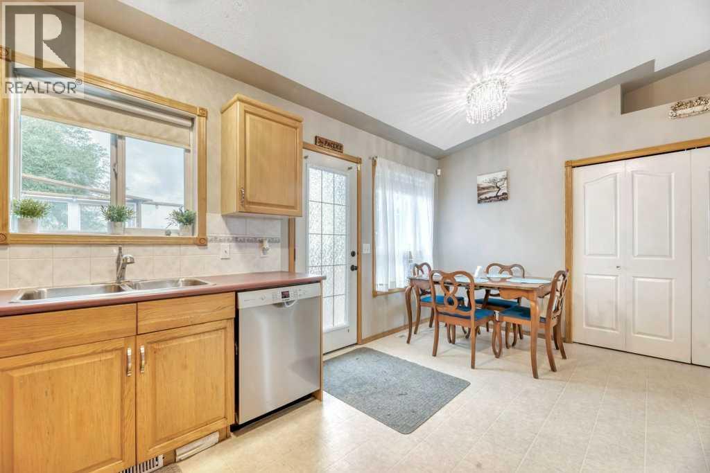 1907 Strathcona Terrace Property Photo 25