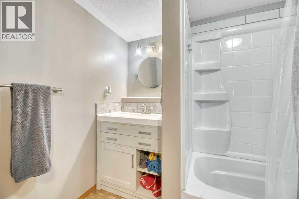 1907 Strathcona Terrace Property Photo 36