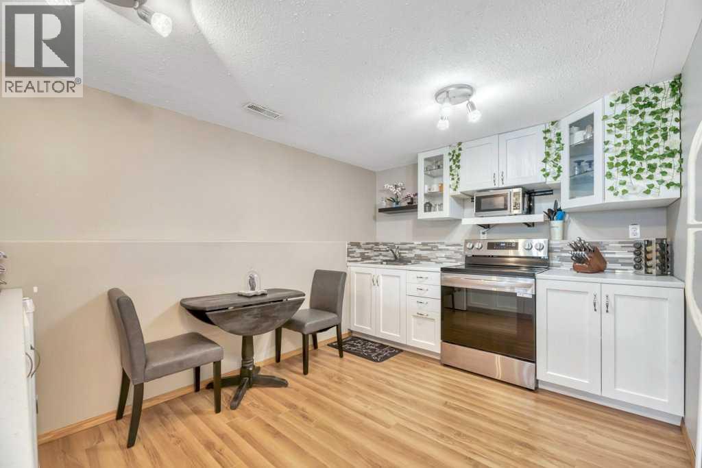 1907 Strathcona Terrace Property Photo 40