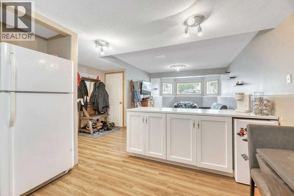 1907 Strathcona Terrace Property Photo 41