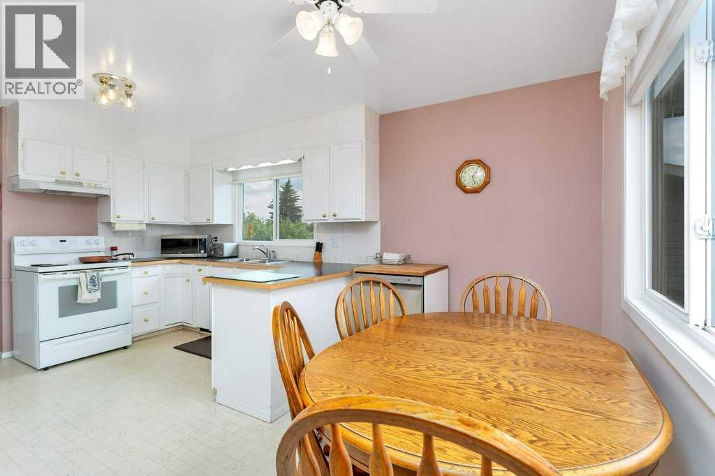 6739 59th Avenue Property Photo 9