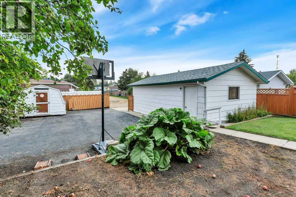 6739 59th Avenue Property Photo 37
