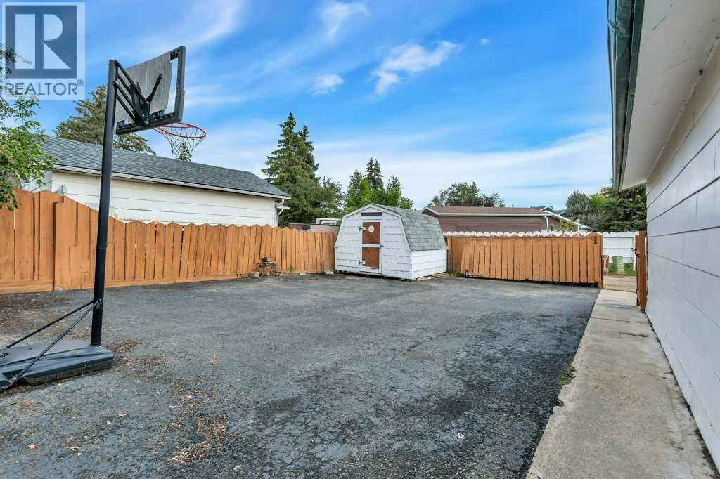 6739 59th Avenue Property Photo 38