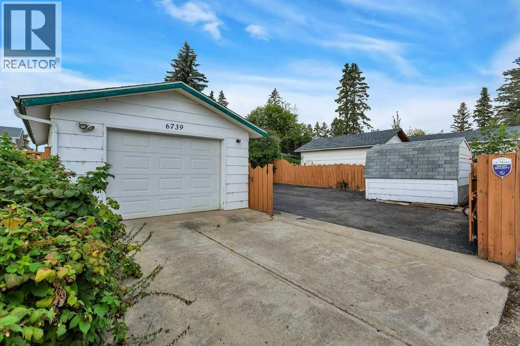 6739 59th Avenue Property Photo 40