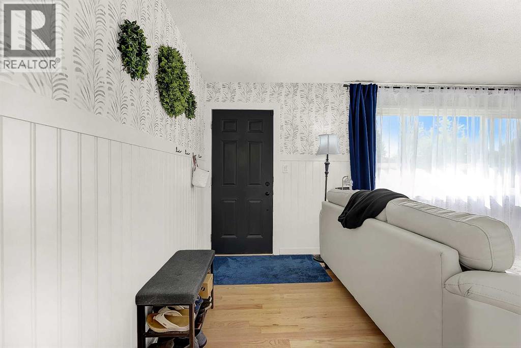 9622 108 Avenue Property Photo 4