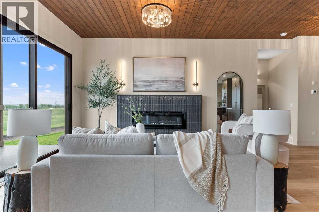 4 Westmount Point Property Photo 20