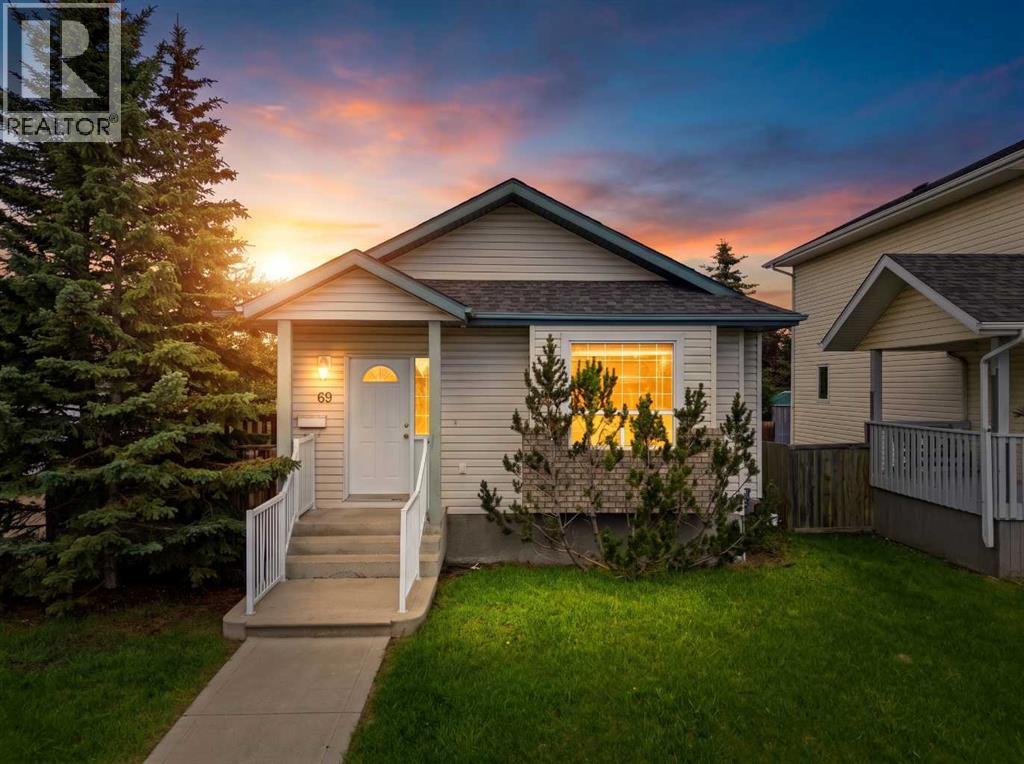 69 Durand Crescent Property Photo 1