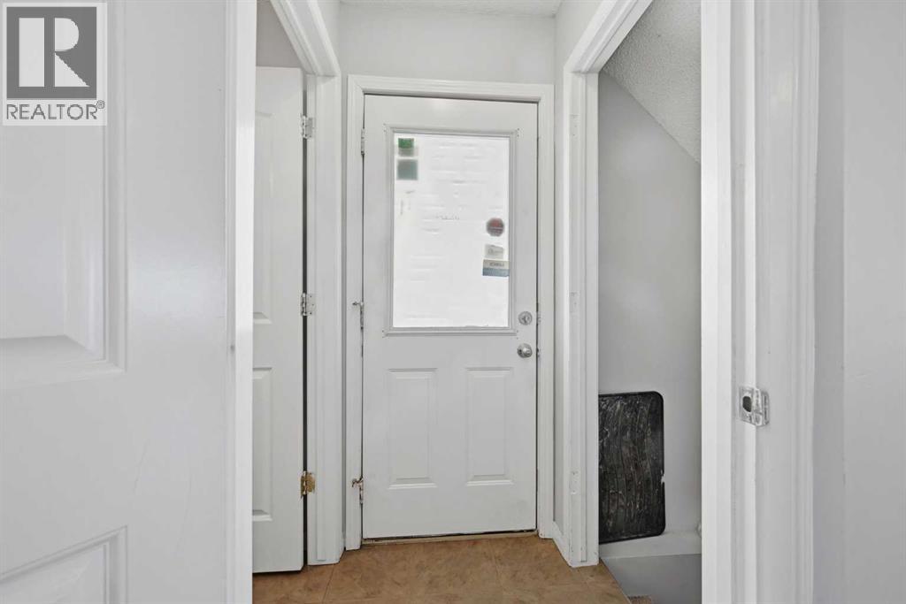 33 Saddlecrest Close Ne Property Photo 18