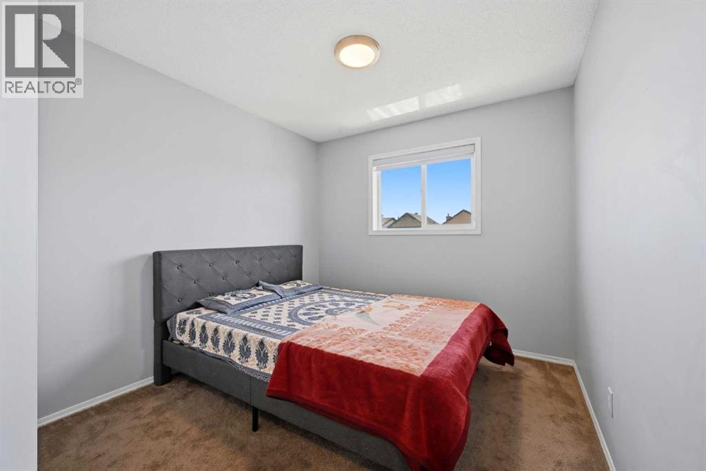 33 Saddlecrest Close Ne Property Photo 23