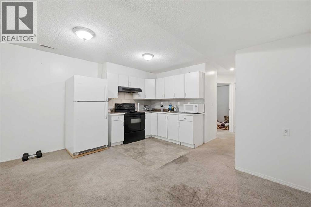 33 Saddlecrest Close Ne Property Photo 33