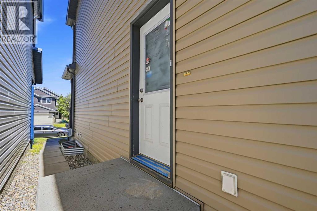 33 Saddlecrest Close Ne Property Photo 37