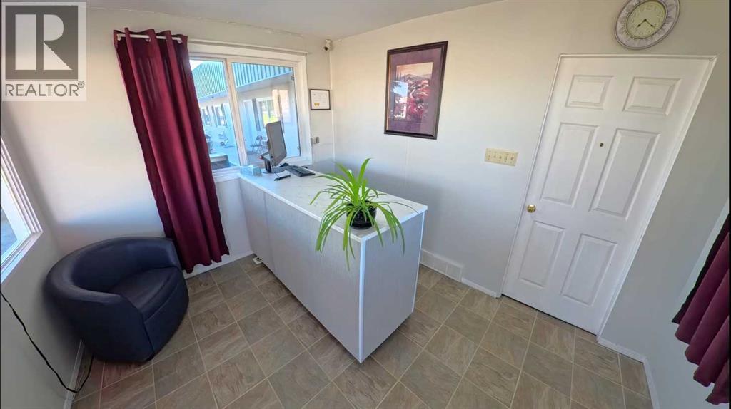 5604 4 Avenue Property Photo 3