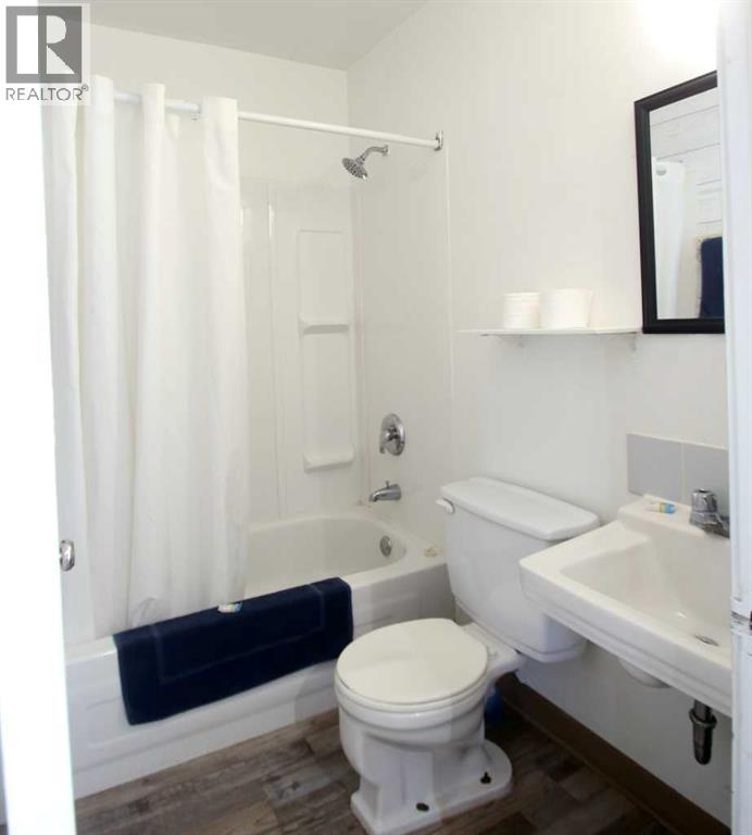 5604 4 Avenue Property Photo 11