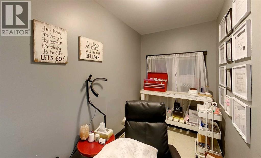 5025 1 Avenue Property Photo 24