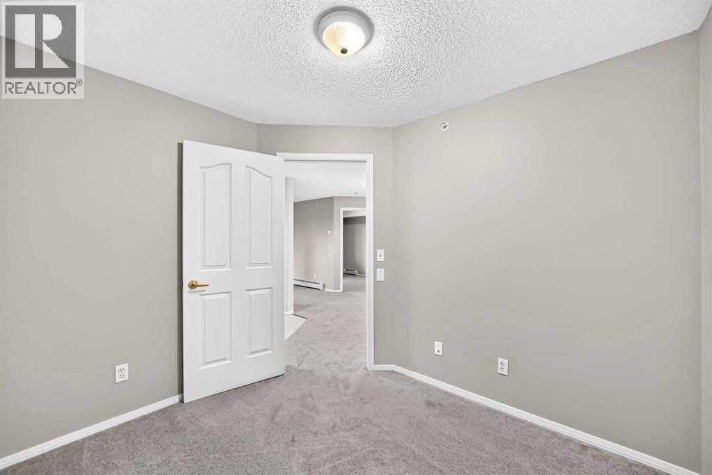 6818 Pinecliff Grove Northeast Property Photo 30