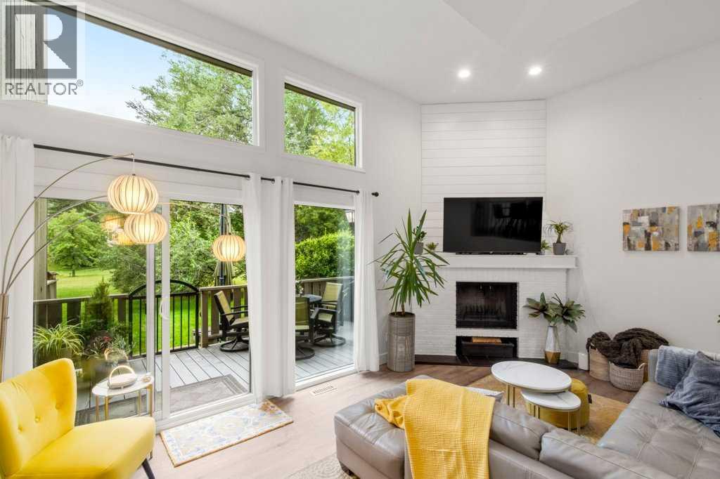 3909 Point Mckay Road NW