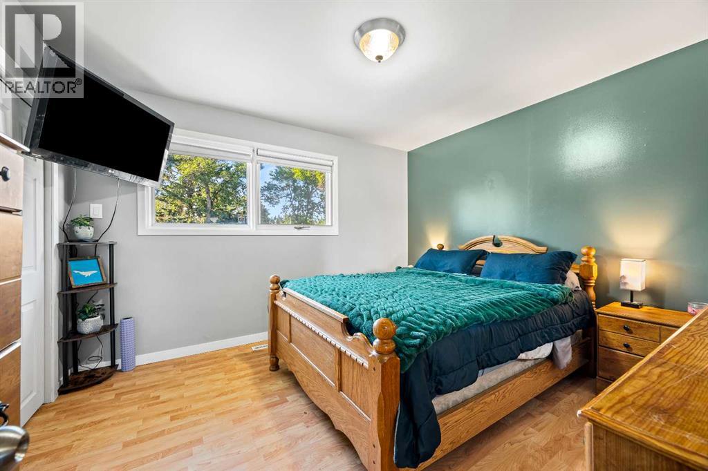 4804 38 Street Property Photo 14