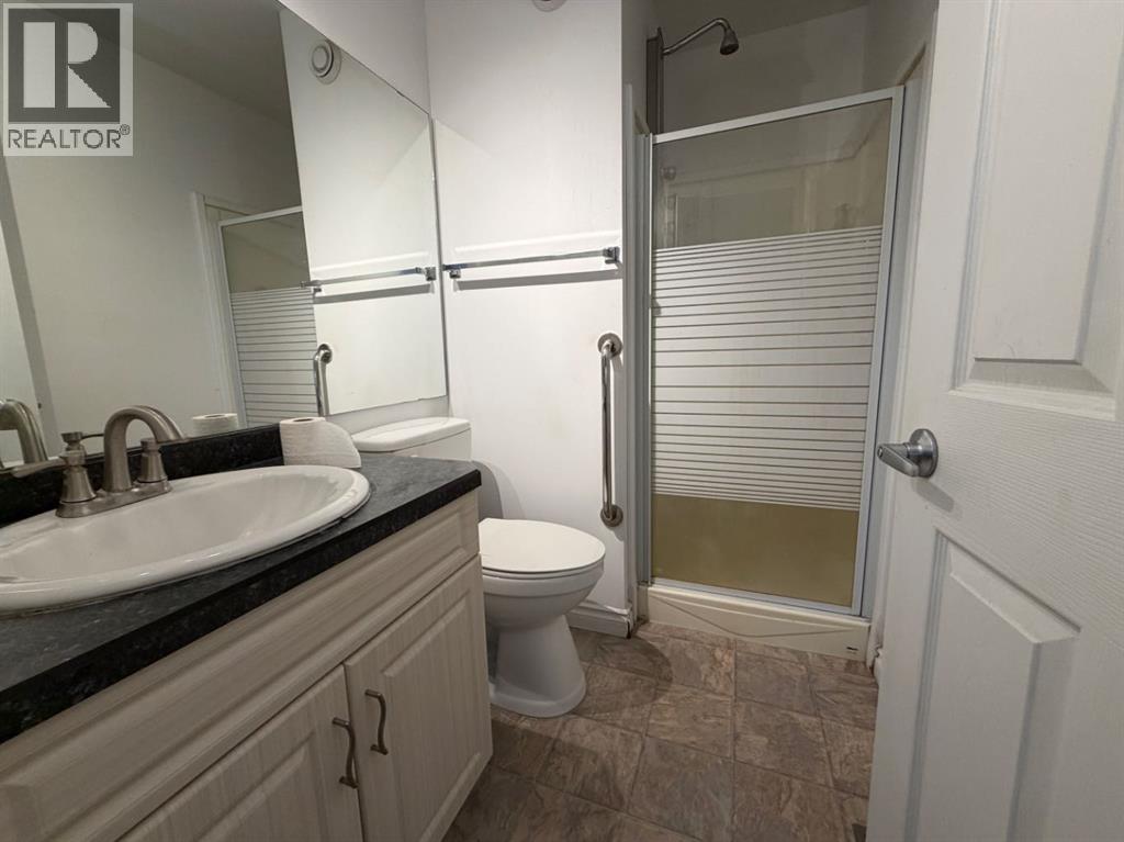 708 6 Street Property Photo 11