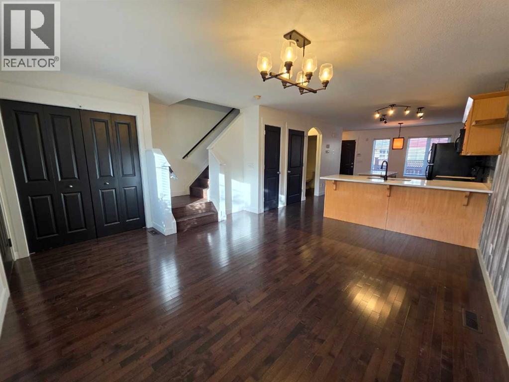 153 Rainbow Falls Manor W Property Photo 9
