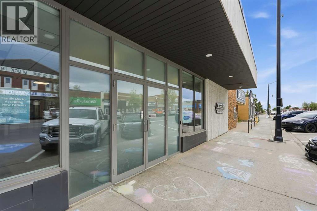 1919 20 Avenue Property Photo 3