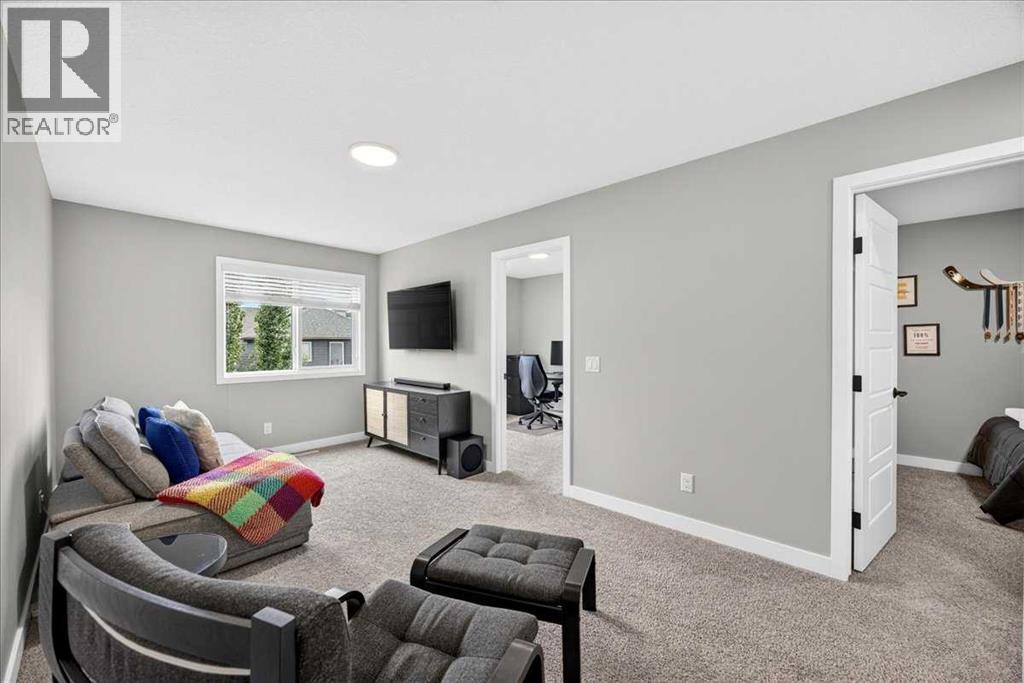 154 Masters Row Se Property Photo 25