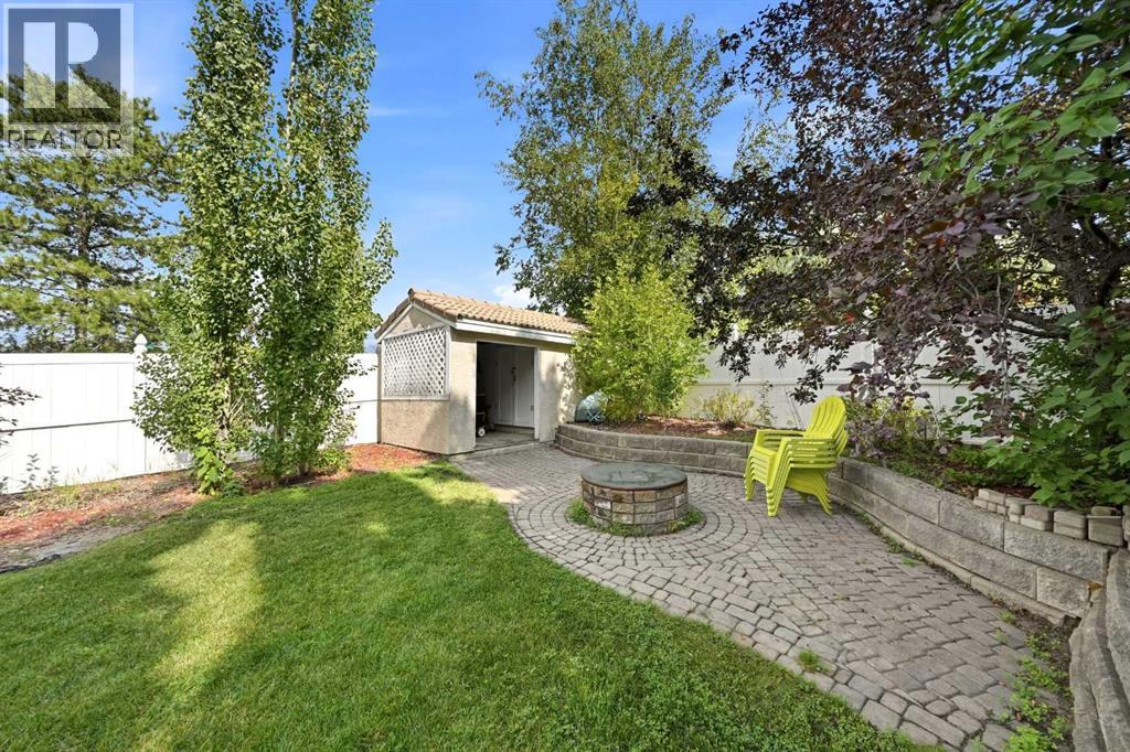 25 Ashmore Close Property Photo 46