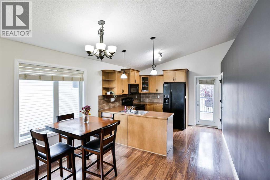 178 Silkstone Road W Property Photo 8