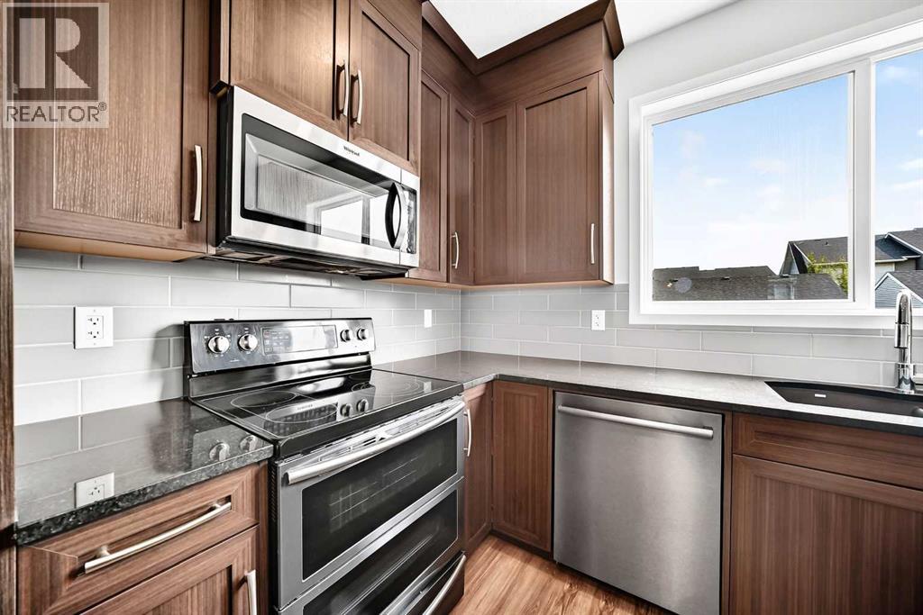 18 Willow Crescent Property Photo 3