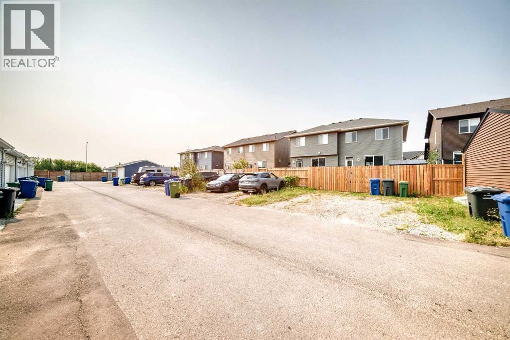 18 Willow Crescent Property Photo 42