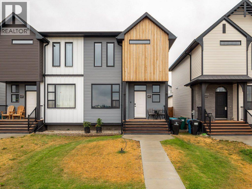 641 Blackwolf Boulevard N Photo de la propriété 1