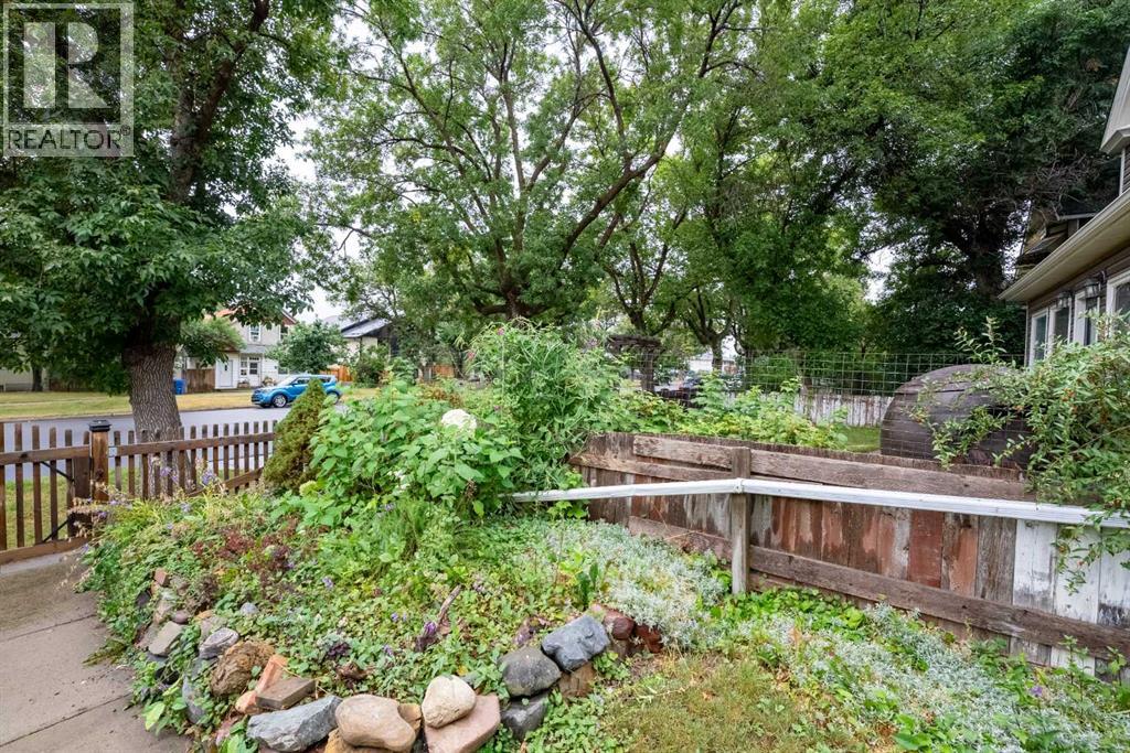 287 7a Avenue S Property Photo 6