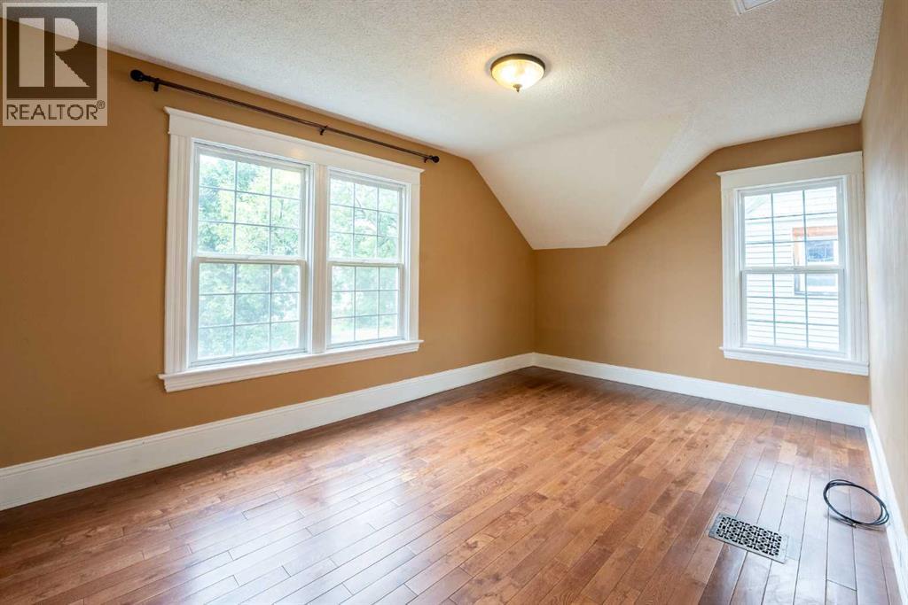 287 7a Avenue S Property Photo 21