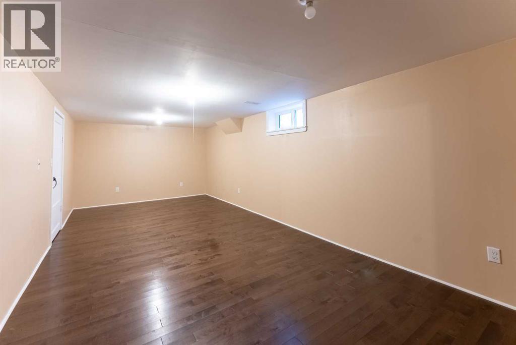 287 7a Avenue S Property Photo 34