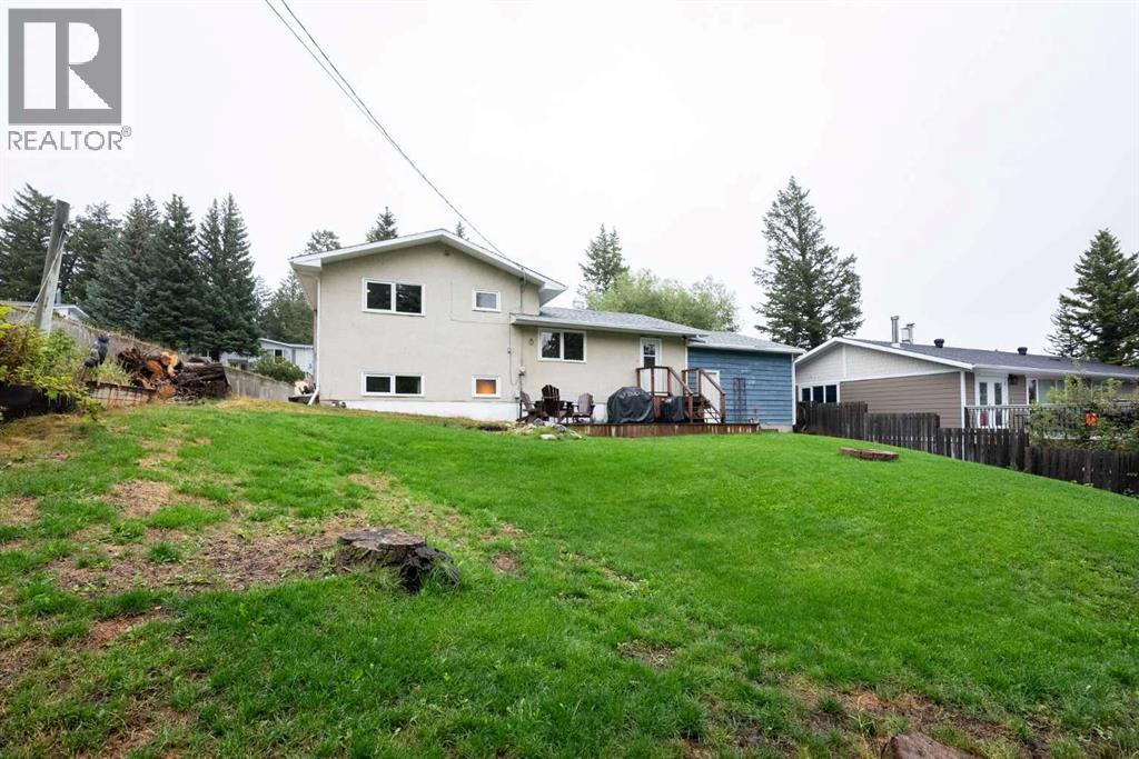 2802 77 Street Property Photo 29