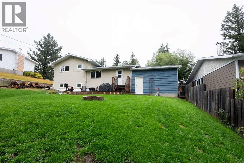2802 77 Street Property Photo 31