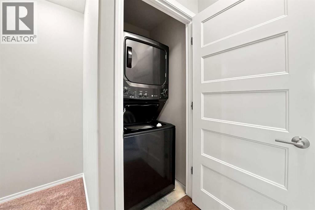 27 Golden Crescent Property Photo 21