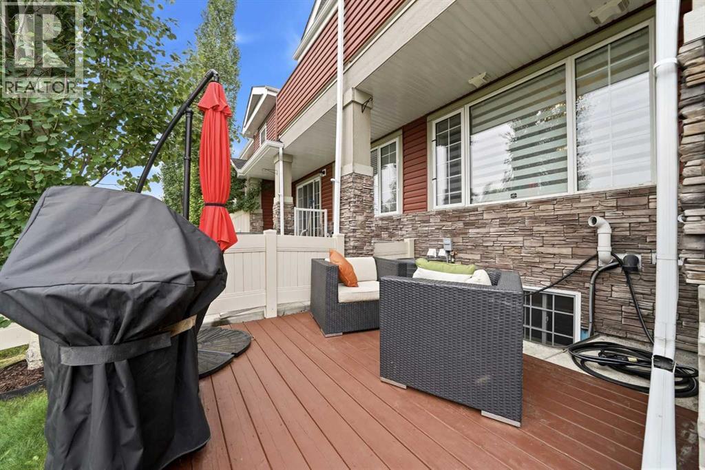 27 Golden Crescent Property Photo 29