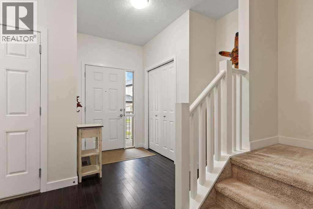 351 Monteith Drive Southeast Property Photo 8