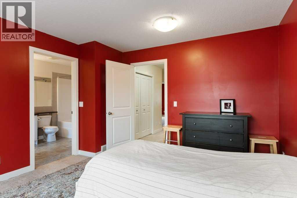 351 Monteith Drive Southeast Property Photo 10