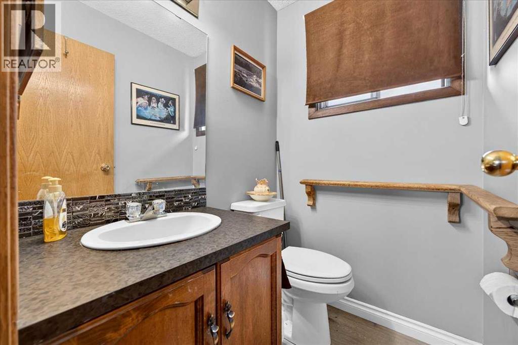 80 Templevale Way Ne Property Photo 24