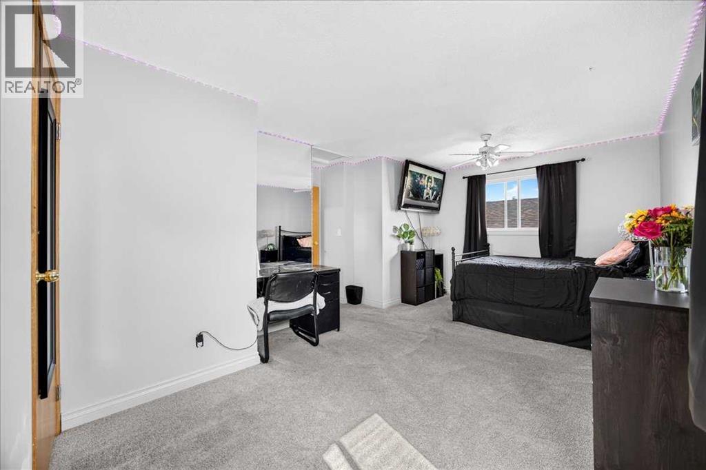 80 Templevale Way Ne Property Photo 25