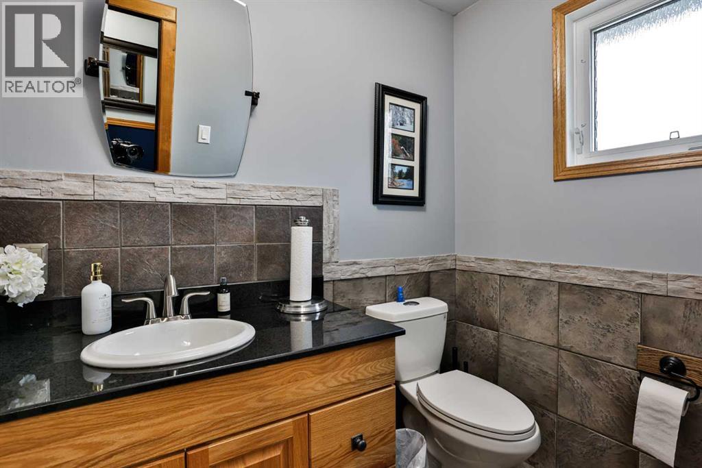 3802 Oak Drive S Property Photo 5