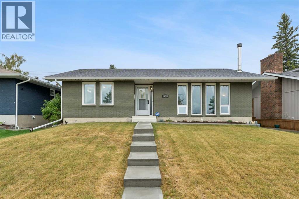14211 Parkland Boulevard Se Property Photo 2
