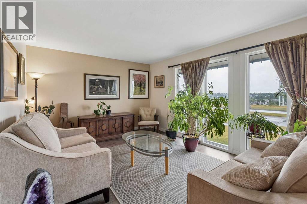 14211 Parkland Boulevard Se Property Photo 5