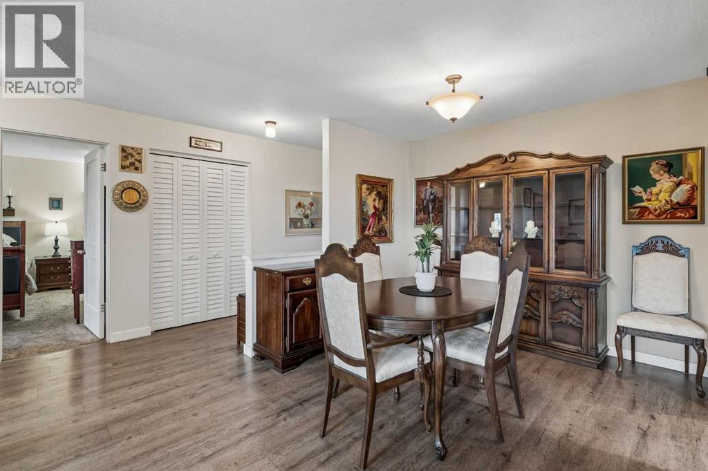 14211 Parkland Boulevard Se Property Photo 8
