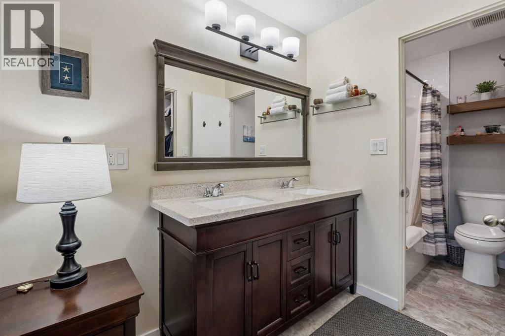 14211 Parkland Boulevard Se Property Photo 17