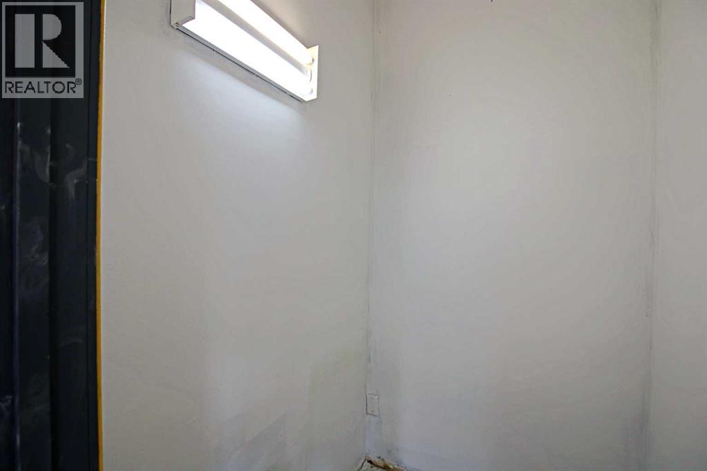 142 Dickins Drive Property Photo 10